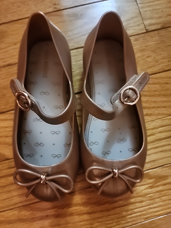 Mini Melissa Other - Mini Melissa Girls' Metallic Rose Gold Mary Jane Bow Shoes